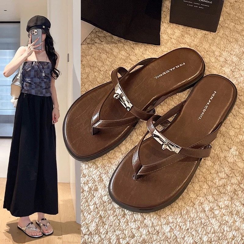Summer Clothing Korea - รองเท้าแตะแบบสวมสำหรับผู้หญิง รุ่นใหม่ปี 2026 รองเท้าพื้นนิ่มสไตล์เกาหลี รองเท้าแตะสำหรับใส่กลางแจ้งและชายหาด