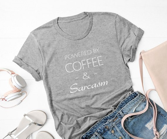 SugarbabyกาแฟและSarcasmเสื้อTs - Summer Clothing Quotes บทวิจารณ์และราคา
