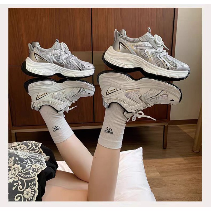 รองเท้าผ้าใบผู้หญิงสไตล์ Unky  - Summer Clothing Korea บทวิจารณ์และราคา